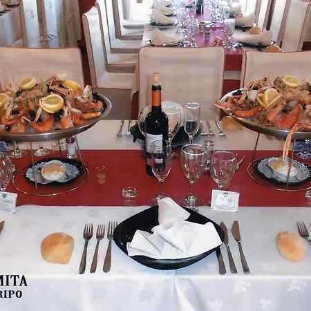 Szálloda L'ermita Casa Ripo