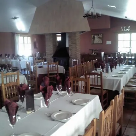 Szálloda L'ermita Casa Ripo Vall dʼAlba