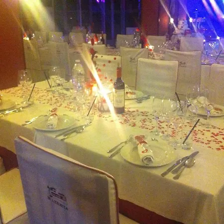 Hotell L'ermita Casa Ripo