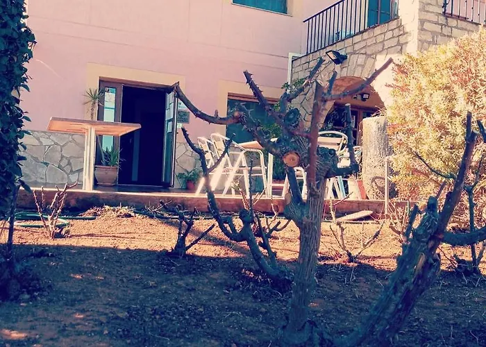 L'ermita Casa Ripo Hotel Vall dʼAlba