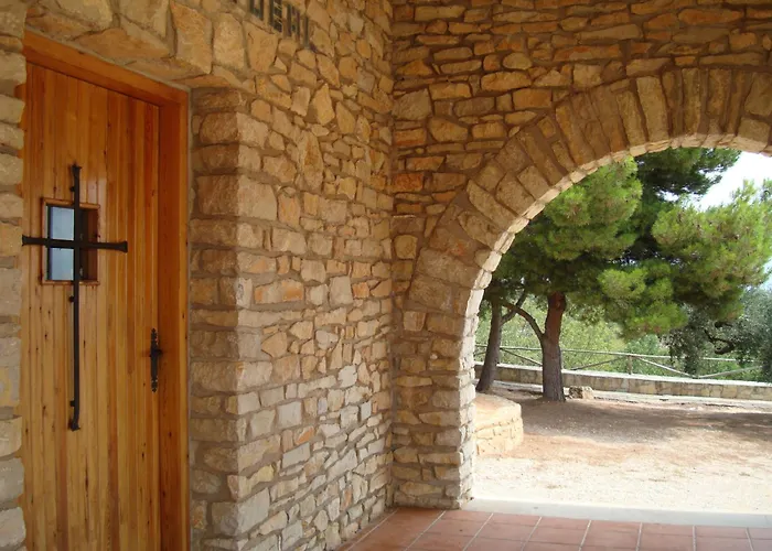 Hotel L'ermita Casa Ripo