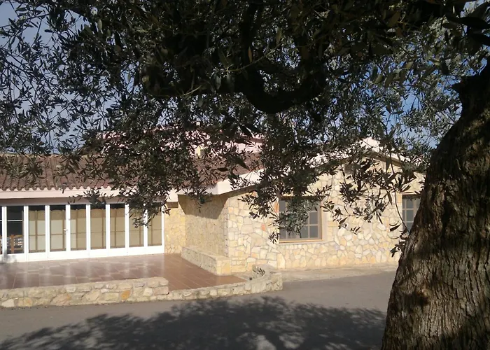 Hotel L'ermita Casa Ripo